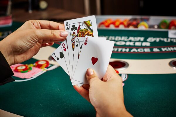 Những bí mật về Stud Poker Choangclub sẽ bật mí