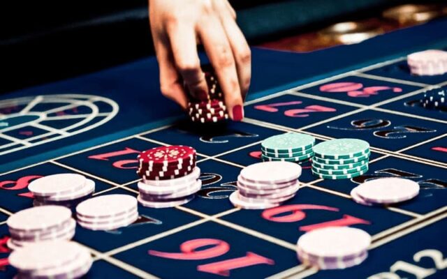 Muốn gom tiền từ Baccarat Choangclub phải nắm chắc luật chơi sau đây